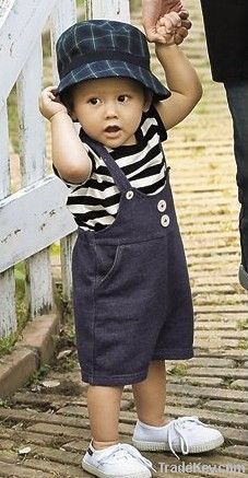 2012 fashion new children stripe tops&overalls kids clothing set