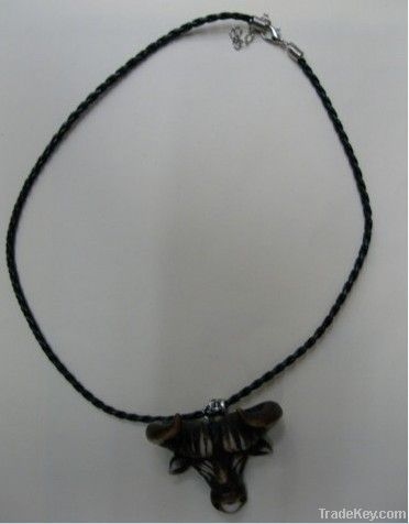 key accessories natural shape pendant