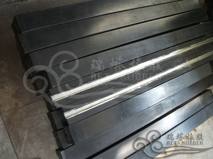 flame retardant impact bar for conveyor belt