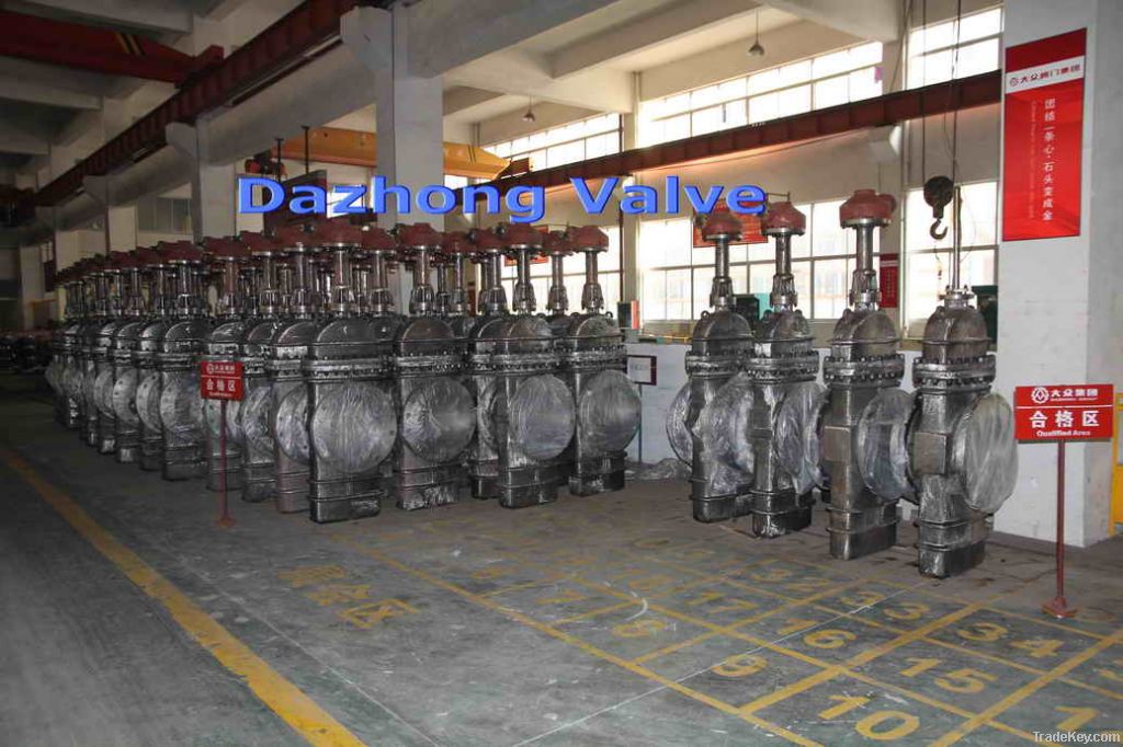 Slab gate valve