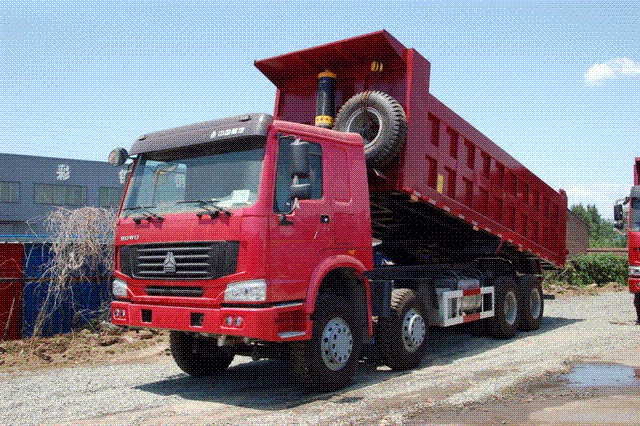 SINOTRUK HOWO 6x4 DUMP/TIPPER TRUCK