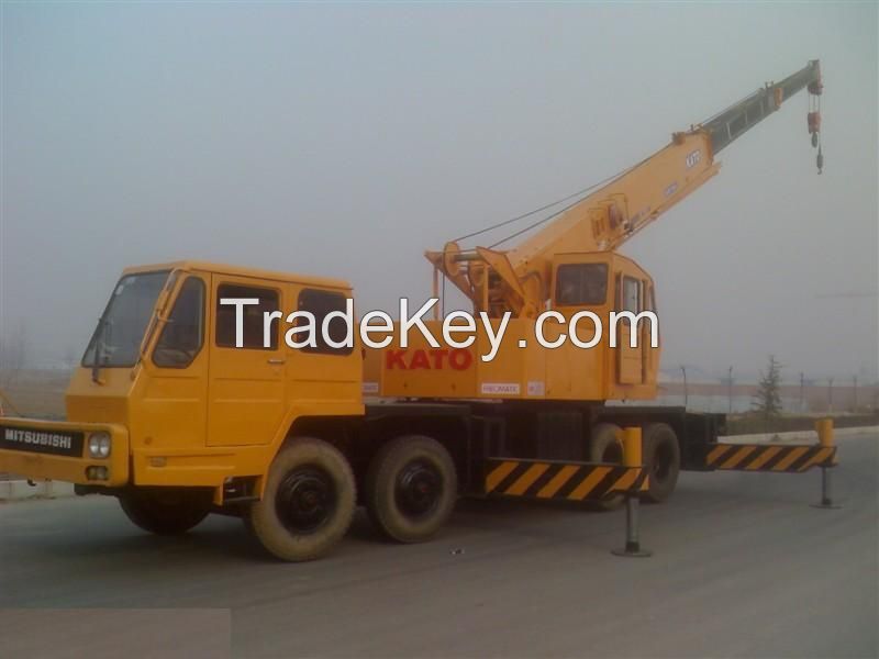 used KATO 30t crane