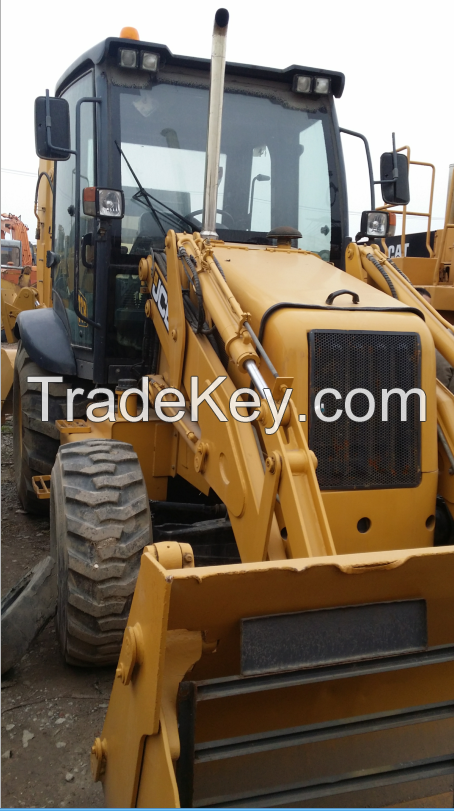 used JCB 3CX backhoe with bucket