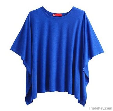 bat-wing sleeve T-shirt