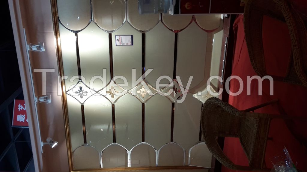 ART DECORATIVE WALL GLASS