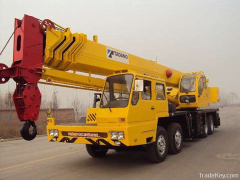 KATO GT550E TRUCK CRANE 55TONS