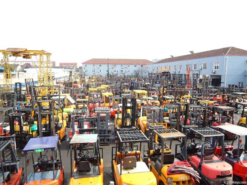 Used Komatsu forklift 8 tons In Good Condition