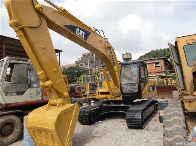 Used CATERPILLAR 320C crawler excavator