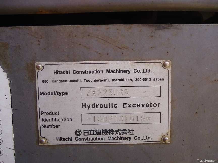 Used hitachi crawler excavator zx225usr