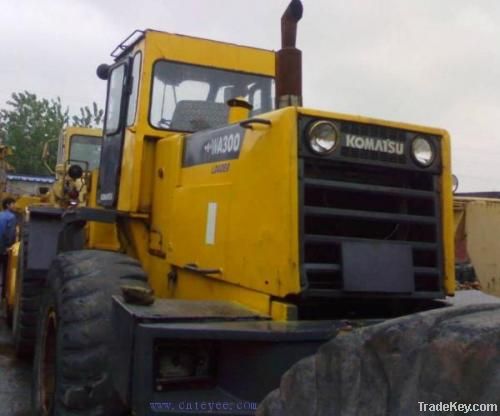 Sellling Used wheel loader komatsu WA300