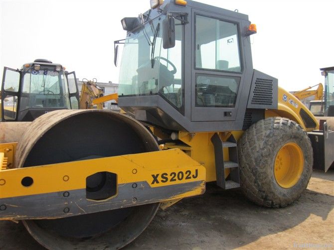 Used XCMG XS202J Road Roller
