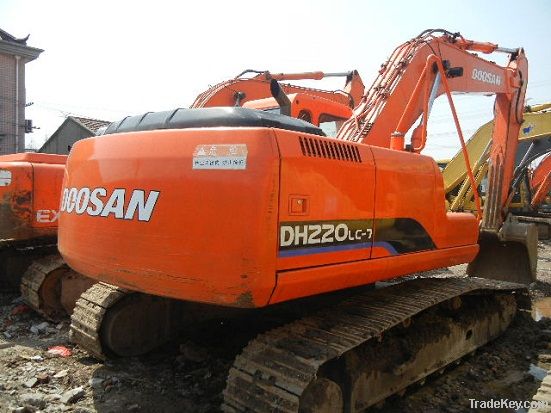 Used Doosan DH220LC-7 Excavator