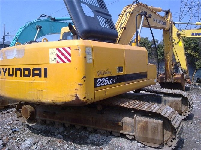 Used  Excavator Hyundai R225LC-7