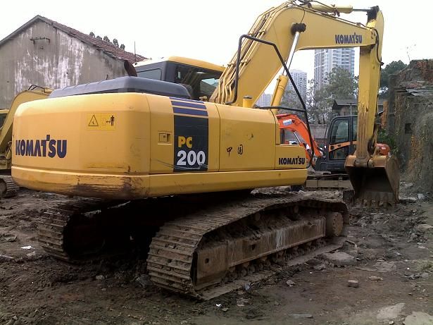 Used Komatsu Excavator  PC200-7