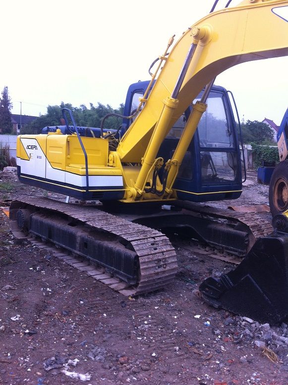 Used Excavator Kobelco SK120 seller