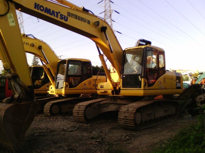 Used Excavator Komatsu PC200-7