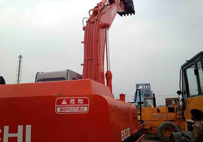 Used Hitachi EX200 Crawler Excavator