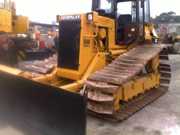 Used CAT D4H Bulldozer