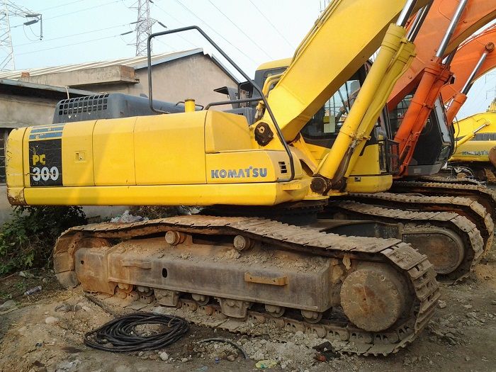 Used Excavator Komatsu PC300-7