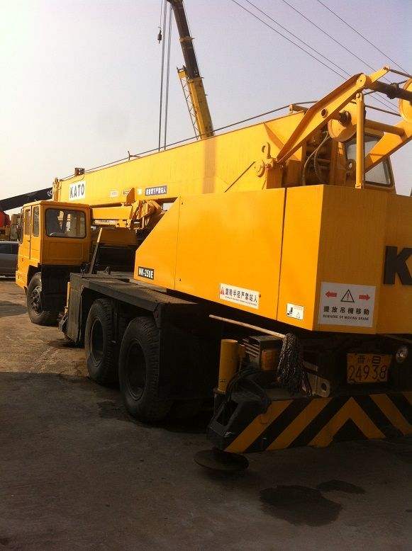 Used Kato 25ton Truck Crane NK250E