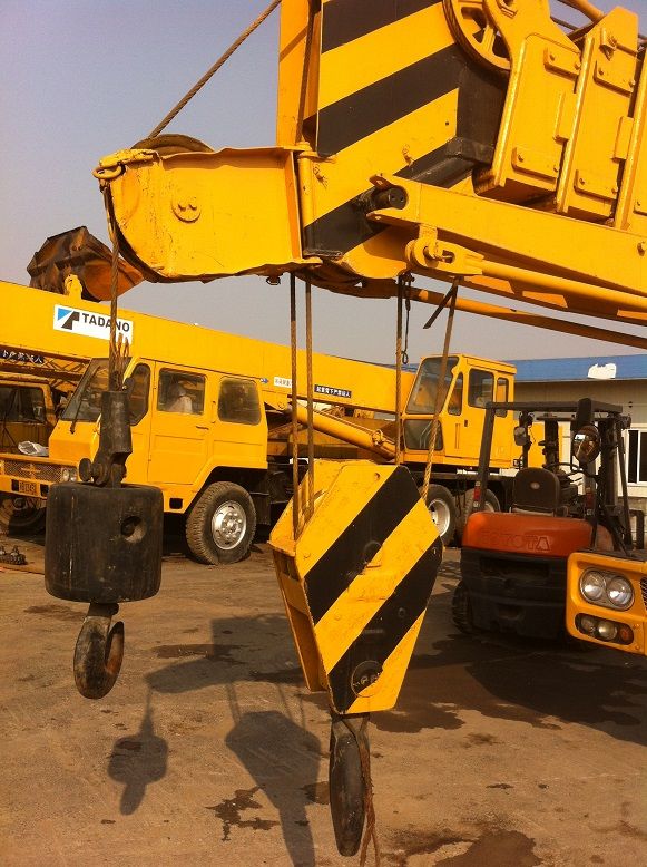 used Kato 25ton truck crane supplier