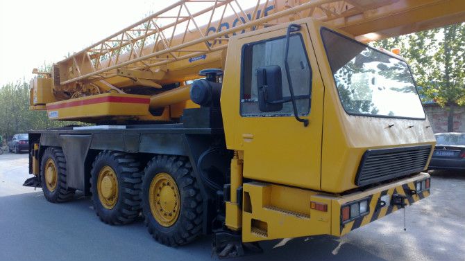 Used Grove 50ton  crane GMK3050