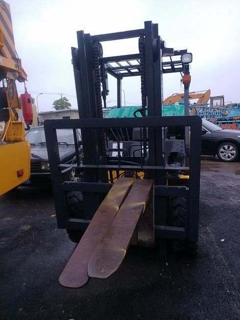 Used Komatsu FD100-7 Forklift Japan Original