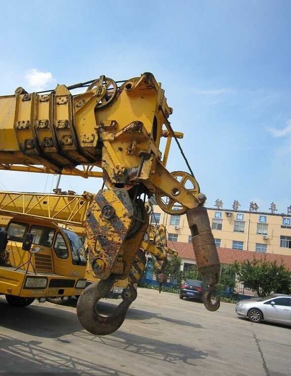 used Tadano 40ton rough crane