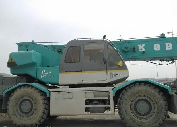 used Kobelco 35ton rough crane