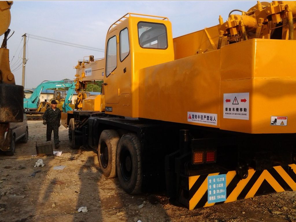 used Tadano 25ton truck crane