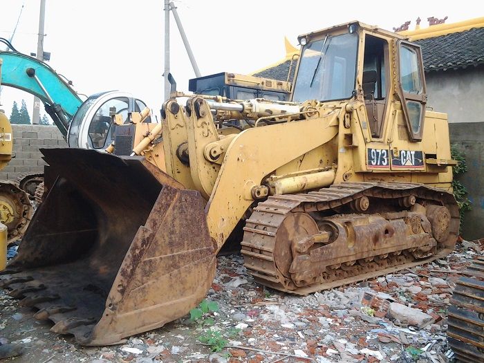 Used Crawler Loader CAT 973 Japan Original