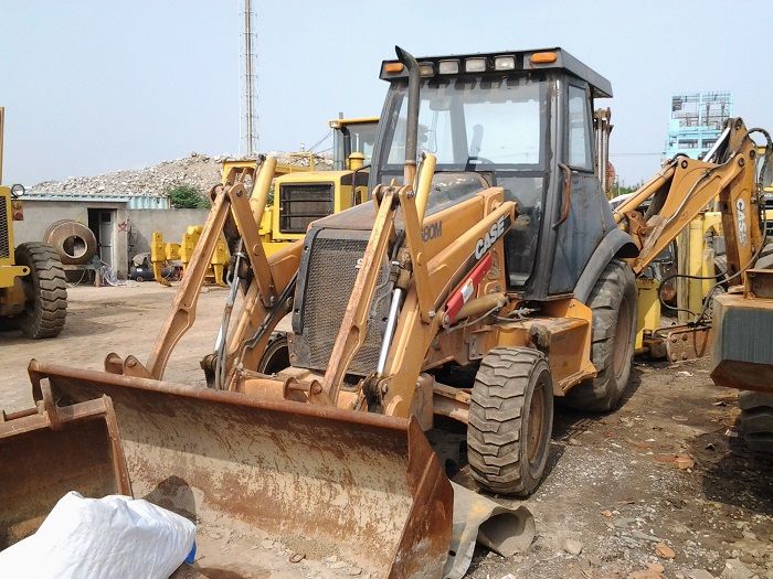 Used Backhoe loader Case 580m