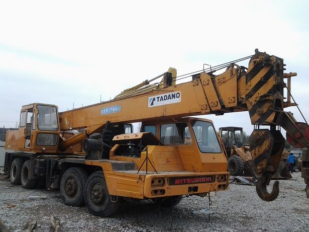 Used Tadano TL-300E Truck Crane