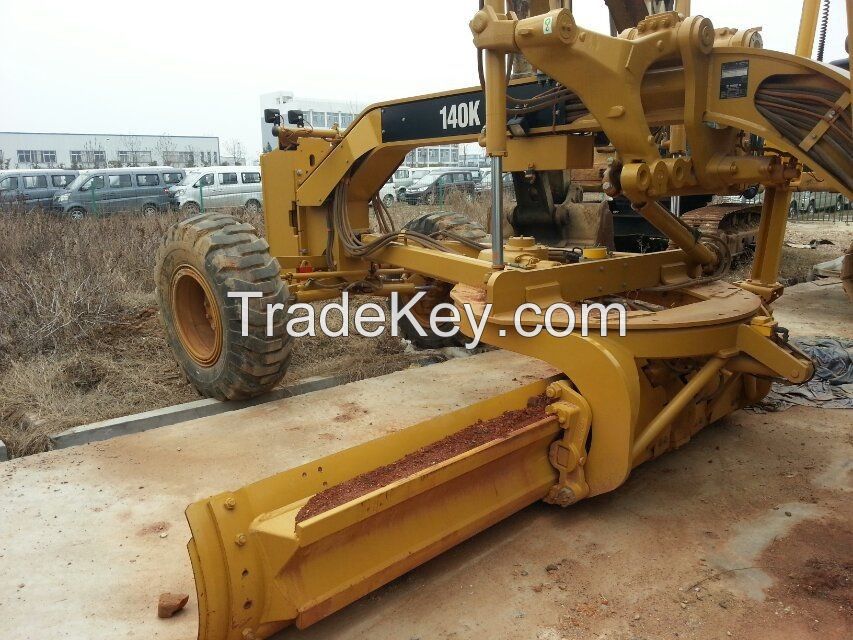 Used Grader Caterpillar 140K