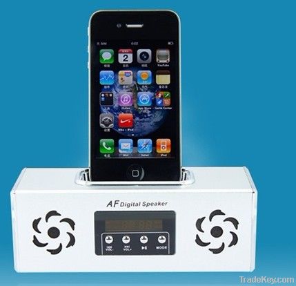 wholesale new portable mini speaker for ipod iphone with FM radio 50pc