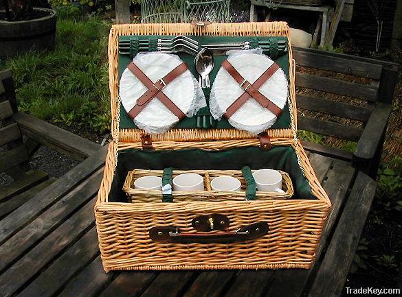 Willow picnic basket