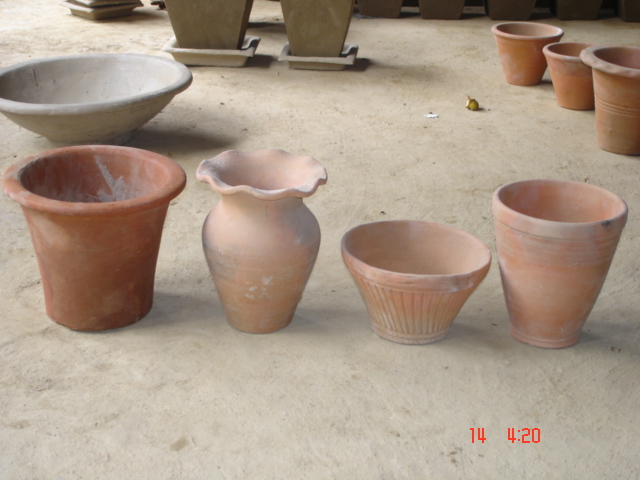 Earthen Garden Pot