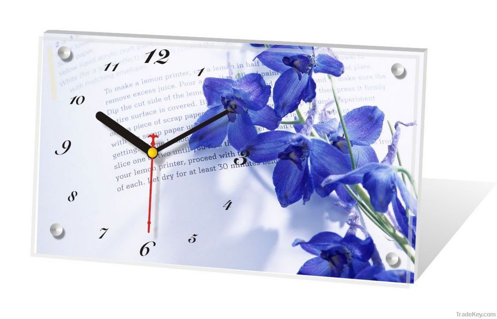 Holiday gift desk clocks