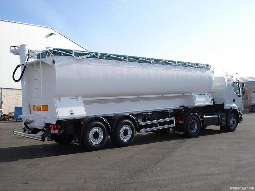 Bulk feed trailer 2 axles