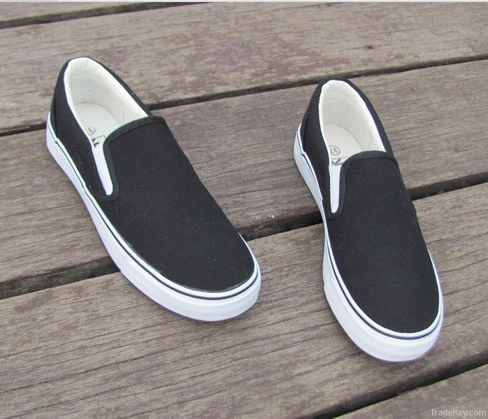Slip-on style Men's casual canvas shoes