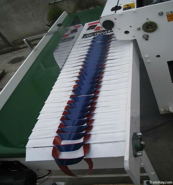 Fully automatic plastic hand bag making machine (one machine four func