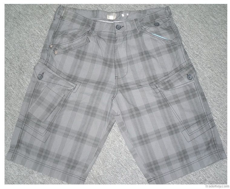 YOUNG MENS BRANDED CARGO SHORTS