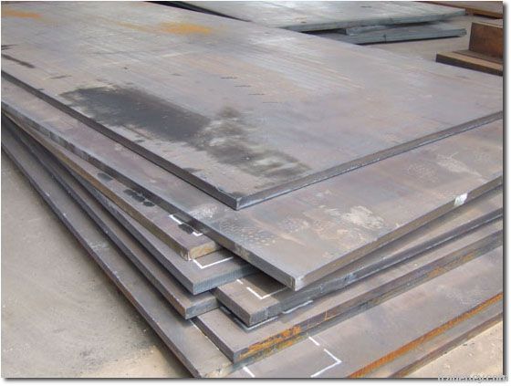 Low-alloy high strength steel plate