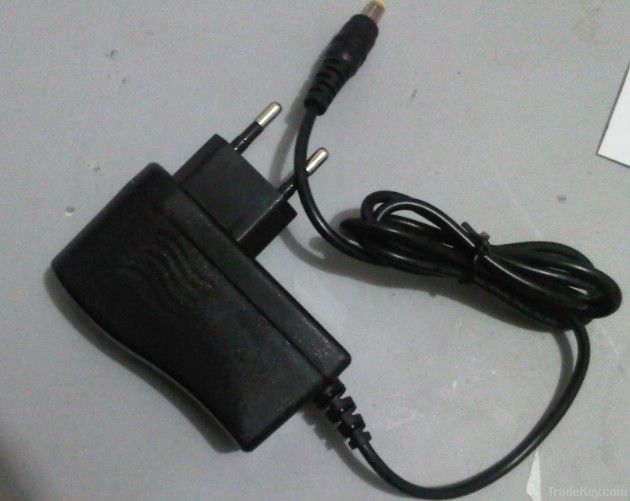 LI-ION BATTERY CHARGER