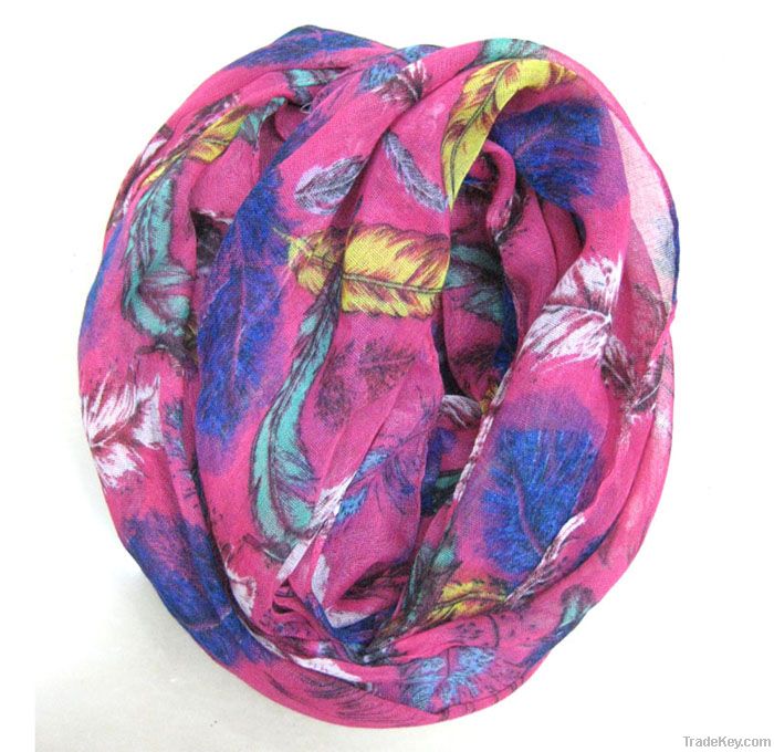 Feather print polyester scarf