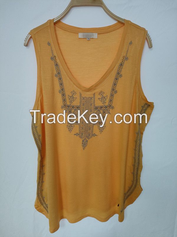 Women's Tanktops Embroidered