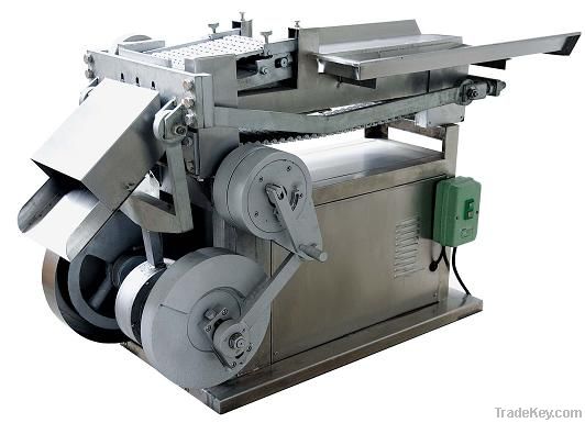 Tobacco cutting machine