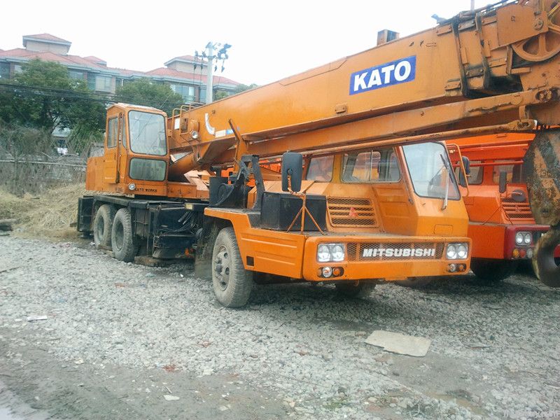 used truck crane KATO for sale