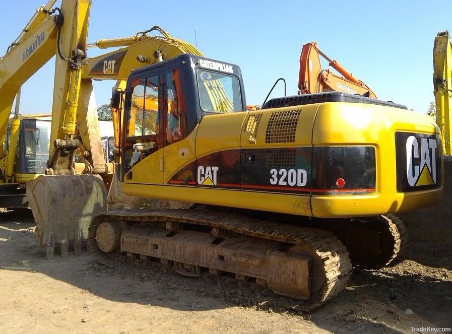 CAT 320D EXCAVATOR