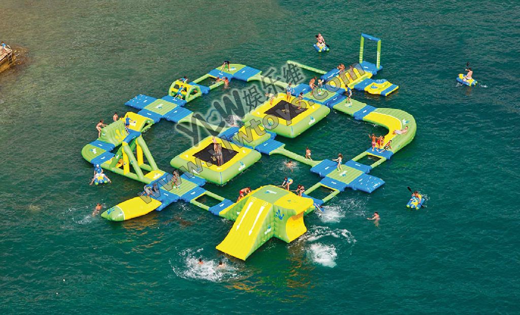 inflatable water play toys, inflatable water game, big inflatable floating water parks